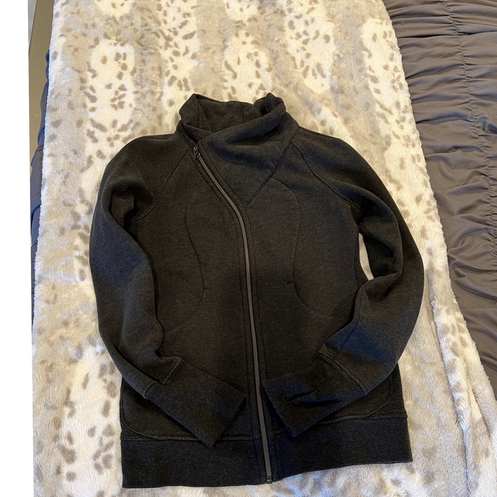 Lulu lemon zip up